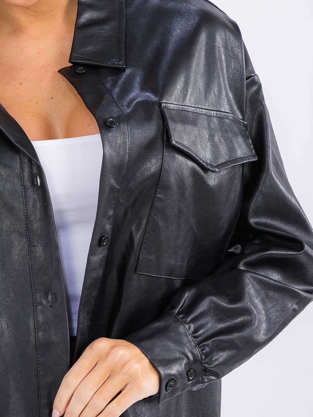 WOMEN'S LONG SLEEVE BUTTON CLOSURE FRONT POCKETS PU PLEATHER JACKET