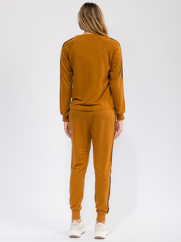 WOMEN'S LONG SLEEVE STRIPES DETAILED TOP