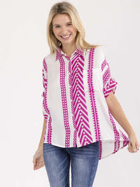 WOMEN'S SHORT SLEEVE FRONT POCKET BUTTON UP HIGH-LOW PRINT BLOUSE