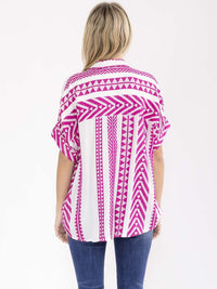 WOMEN'S SHORT SLEEVE FRONT POCKET BUTTON UP HIGH-LOW PRINT BLOUSE
