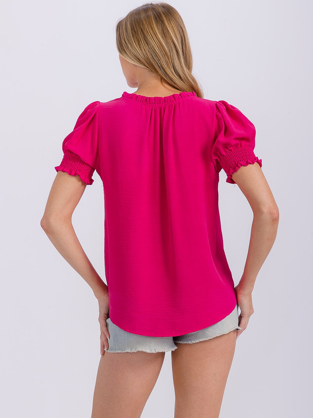 WOMEN'S SHORT PUFF SLEEVE V-NECK BLOUSE