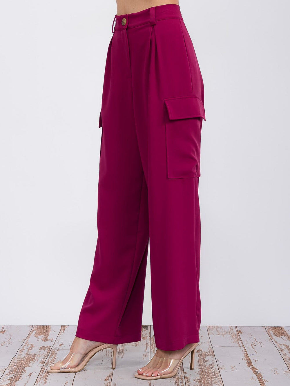 WOMEN'S BUTTON CLOSURE CARGO POCKETS WIDE LEG PANTS