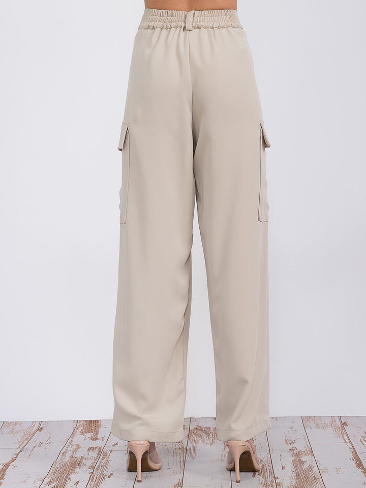 WOMEN'S BUTTON CLOSURE CARGO POCKETS WIDE LEG PANTS