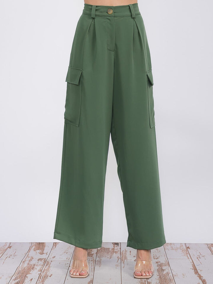 WOMEN'S BUTTON CLOSURE CARGO POCKETS WIDE LEG PANTS