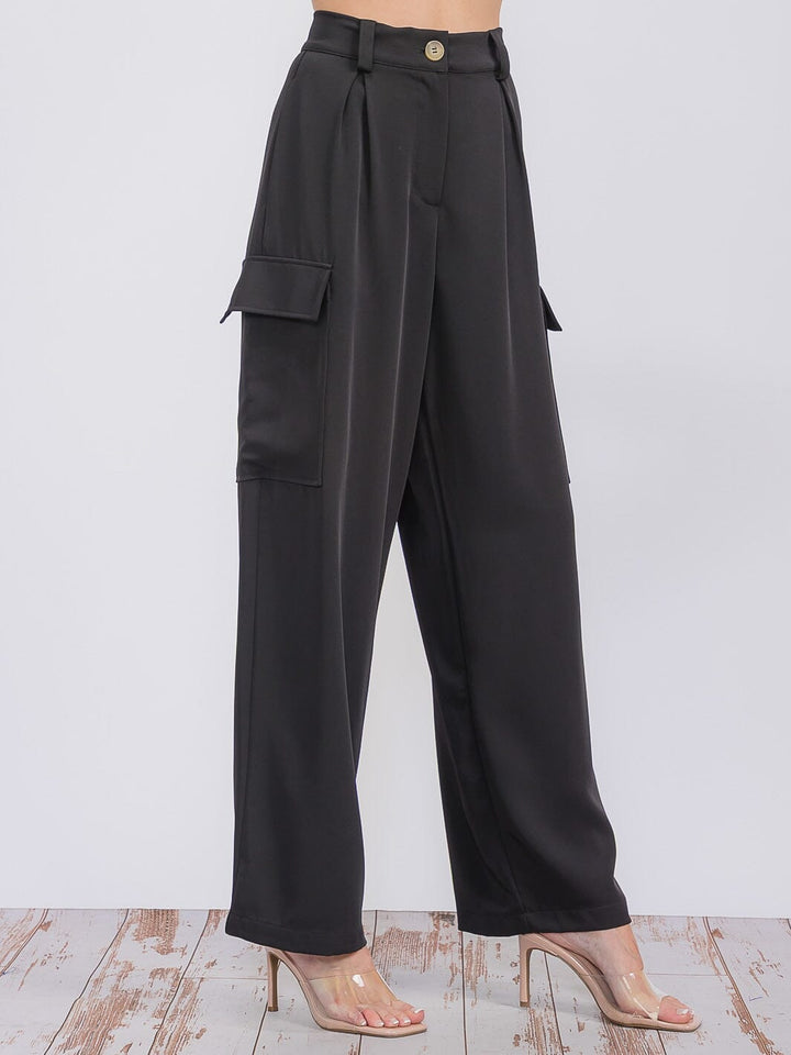 WOMEN'S BUTTON CLOSURE CARGO POCKETS WIDE LEG PANTS