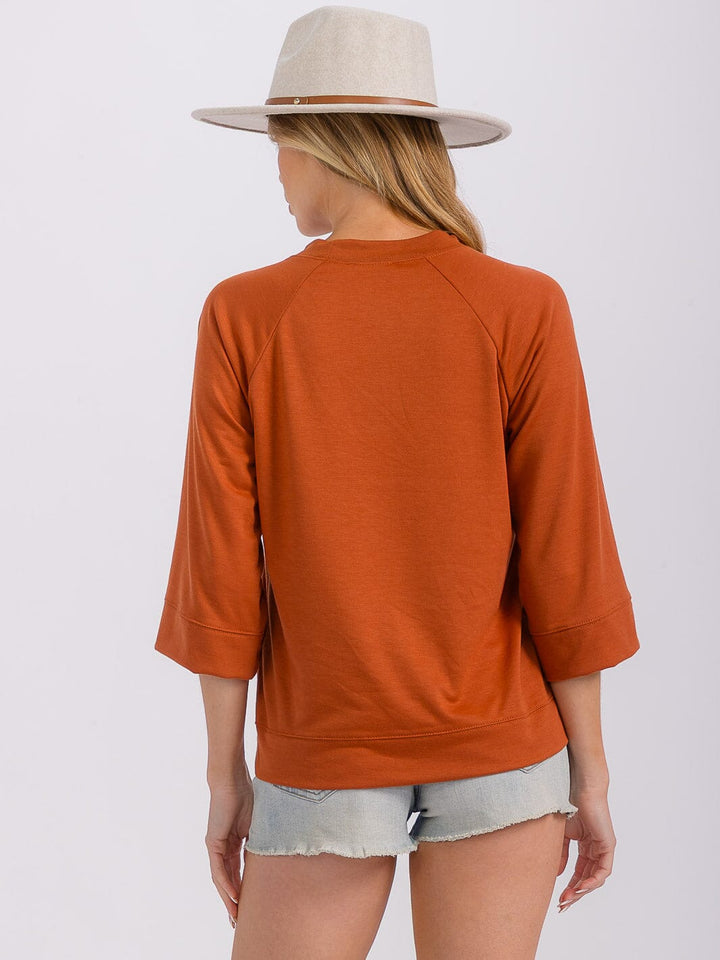 WOMEN'S 3/4 SLEEVES SOLID TOP