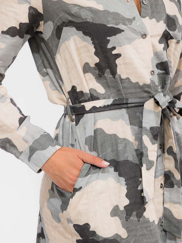 WOMEN'S LONG SLEEVE BUTTON UP FRONT POCKETS SELF TIE CAMO PRINT MINI DRESS