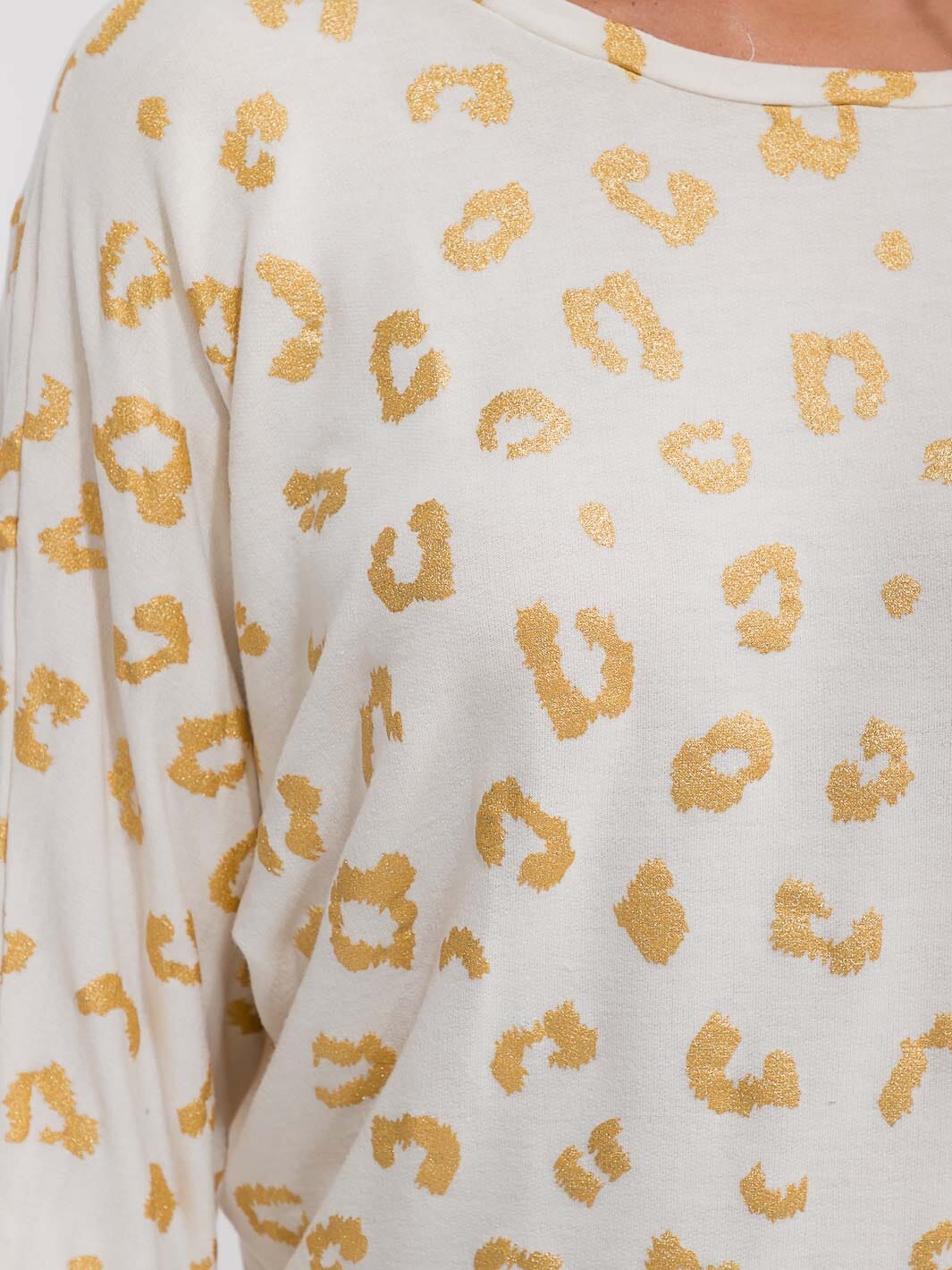 WOMEN'S LONG SLEEVE SHIMMER ANIMAL PRINT TOP