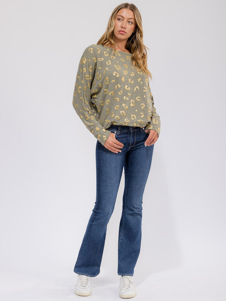 WOMEN'S LONG SLEEVE SHIMMER ANIMAL PRINT TOP