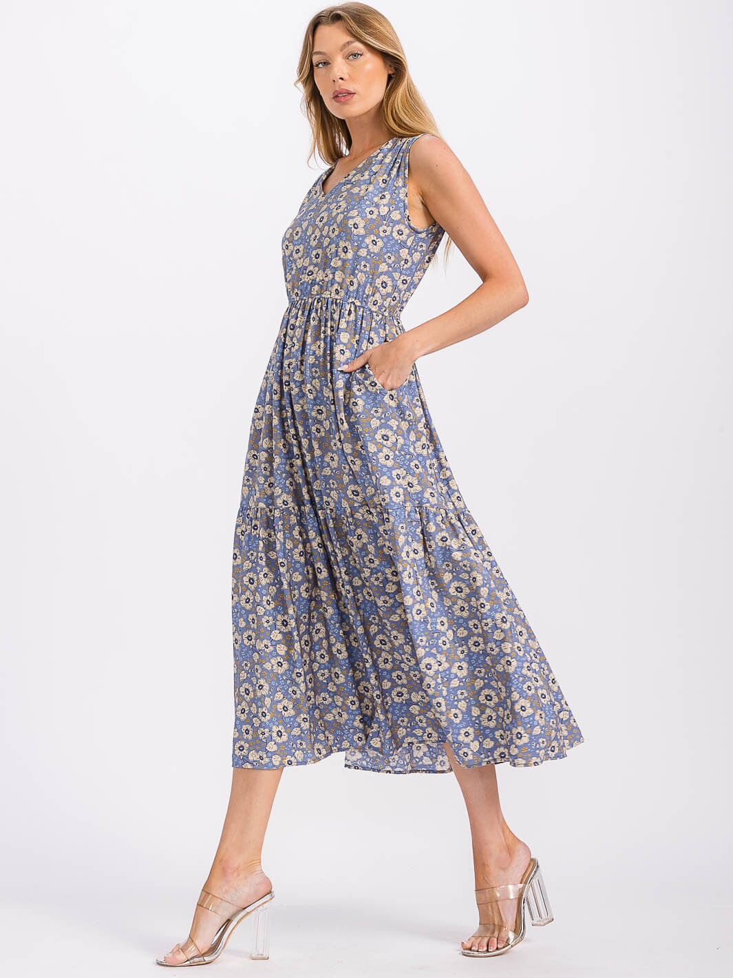 WOMEN'S SLEEVELESS V-NECK ELASTIC WAIST POCKETS FLORAL MAXI DRESS