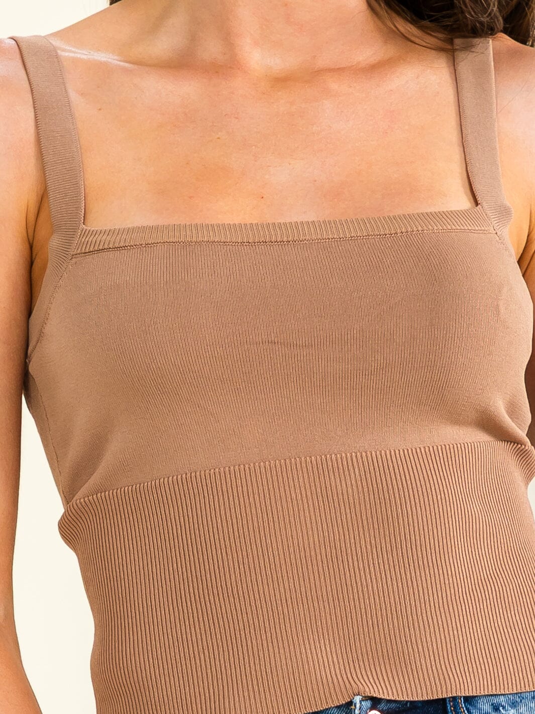 WOMEN'S SLEEVELESS SQUARE NECK RIBBED TANK TOP