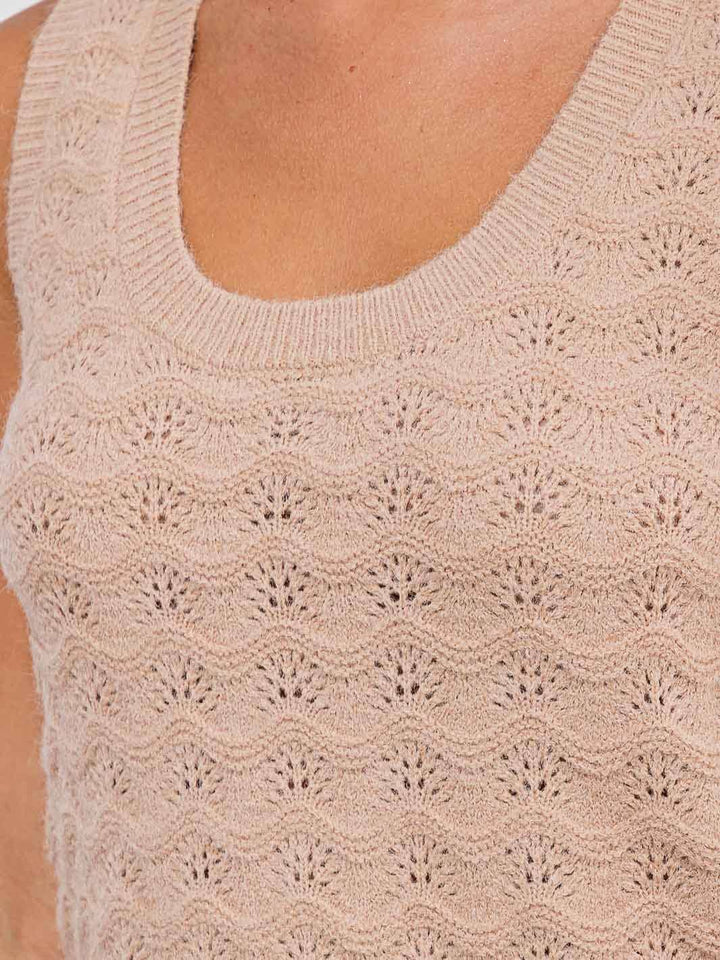 WOMEN'S SLEEVELESS CROCHET TANK TOP