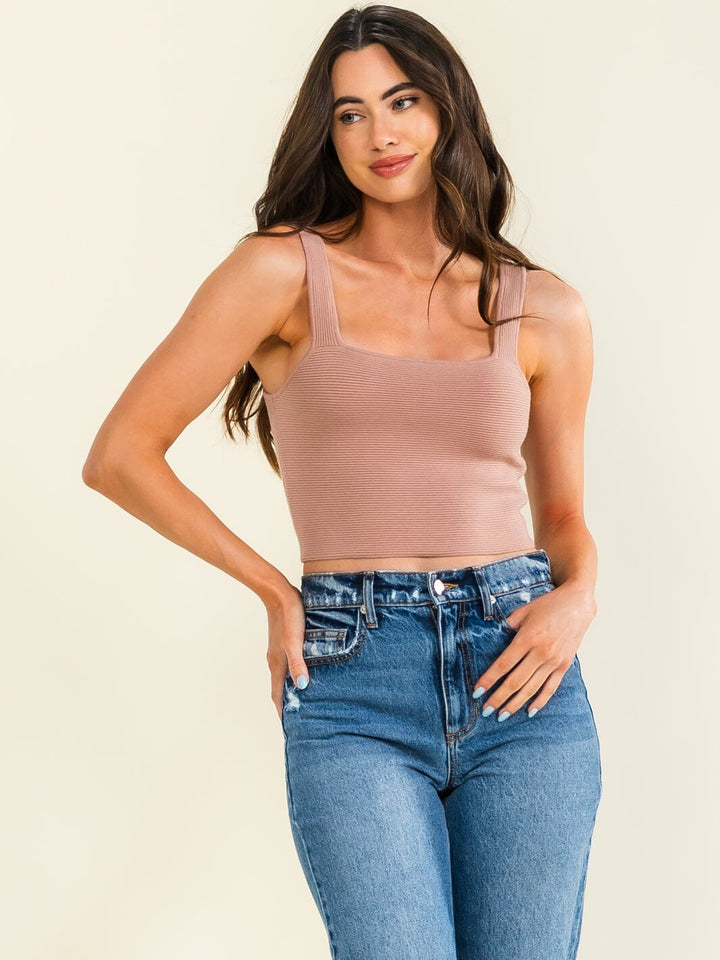 WOMEN'S SLEEVELESS SQAURE NECK RIBBED CROP TANK TOP