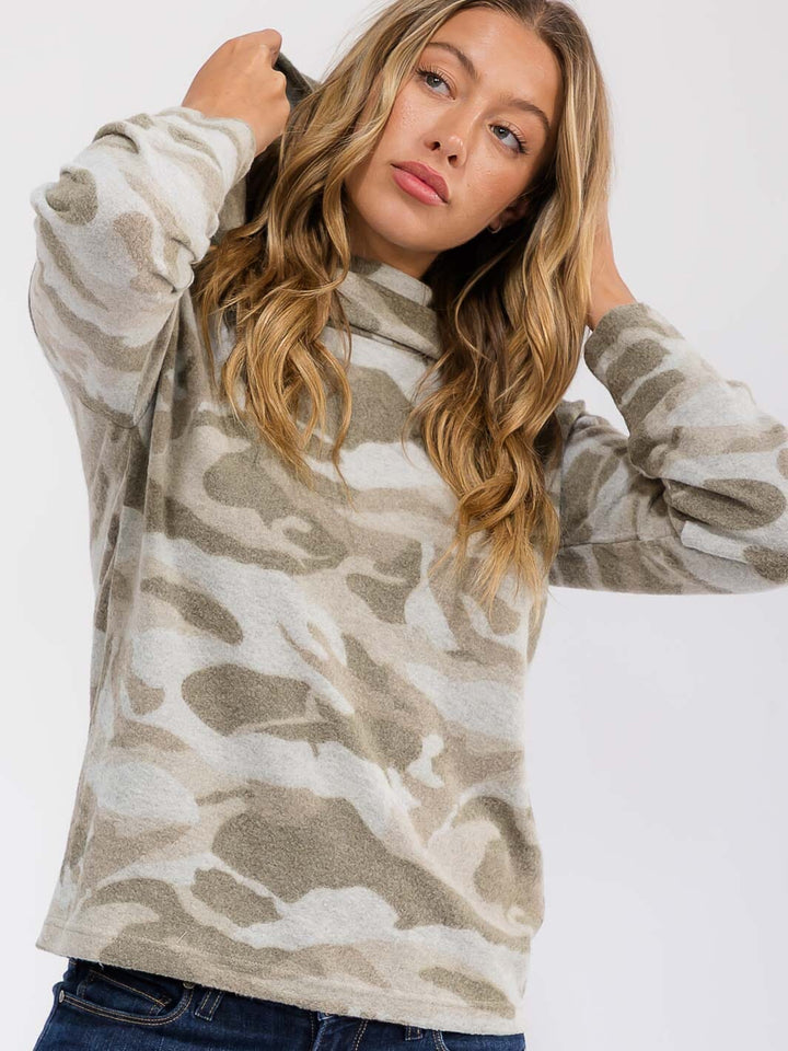 WOMEN'S LONG SLEEVE MOCK NECK CAMO PRINT TOP