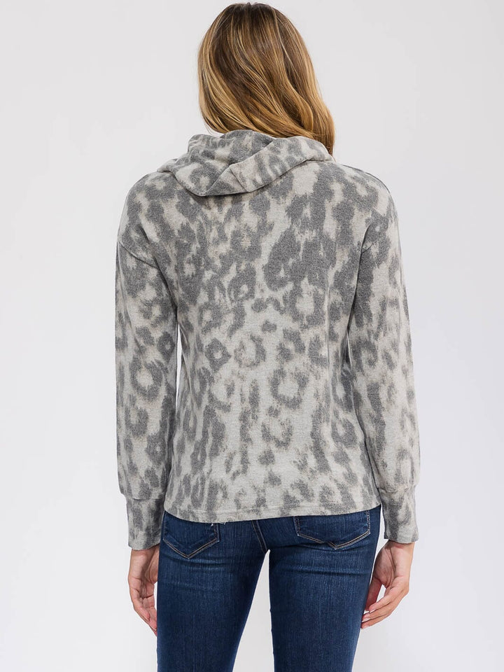 WOMEN'S LONG SLEEVE MOCK NECK ANIMAL PRINT TOP