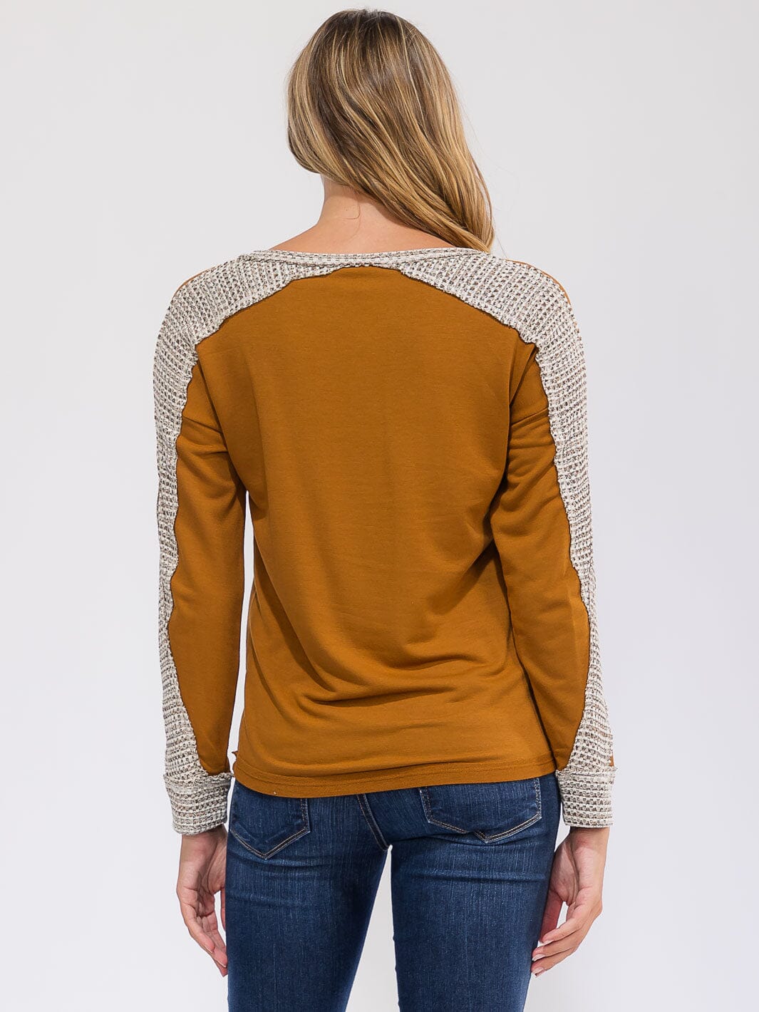 WOMEN'S LONG SLEEVE ANIMAL PRINT DETAILED TOP