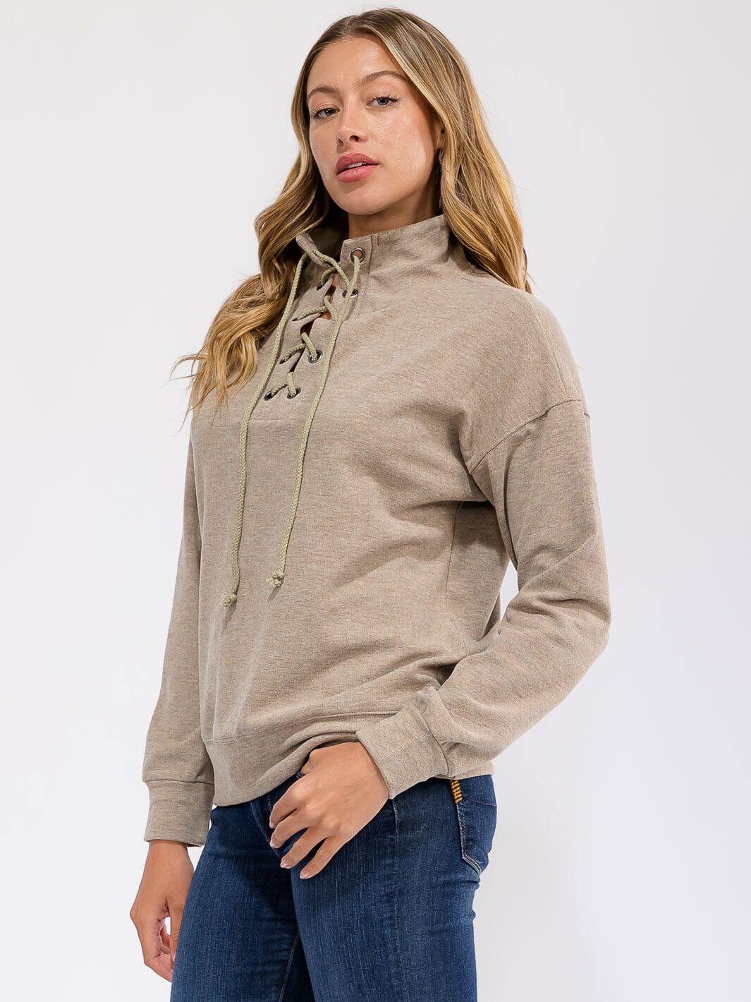 WOMEN'S LONG SLEEVE LACE UP PULLOVER SWEATER