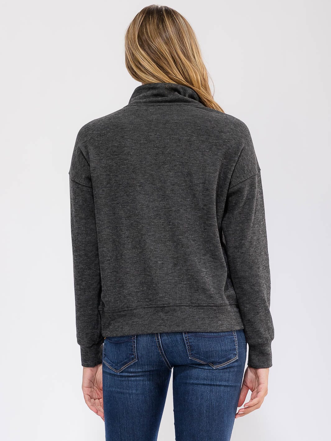 WOMEN'S LONG SLEEVE LACE UP PULLOVER SWEATER