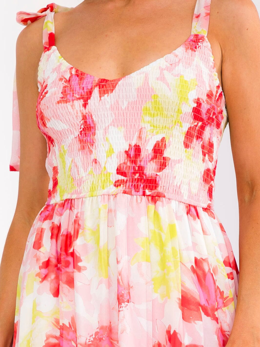 WOMEN'S SLEEVELESS V-NECK SMOCK TIERED FLORAL MIDI DRESS
