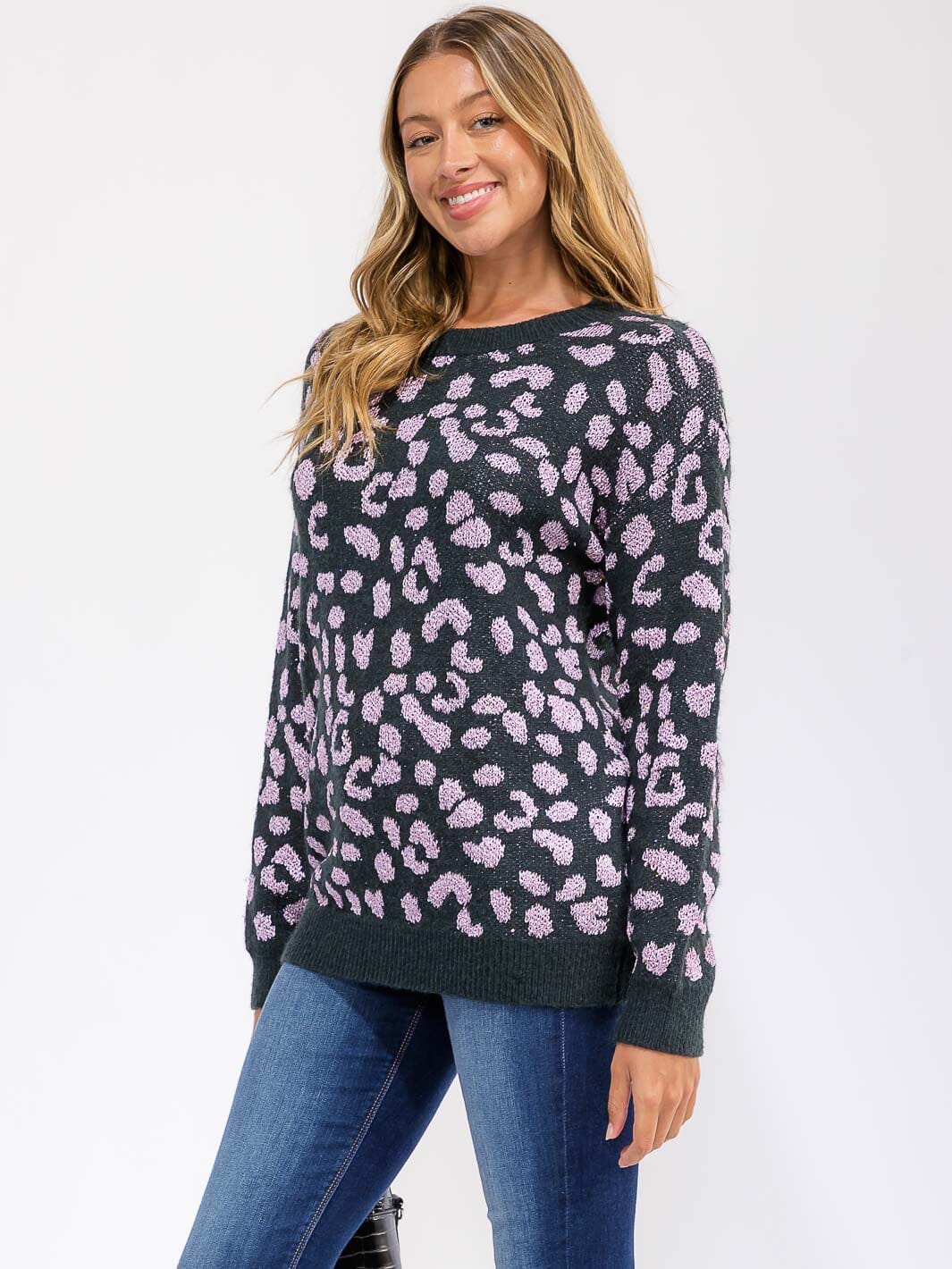 WOMEN'S LONG SLEEVE ANIMAL PRINT KNIT PULLOVER SWEATER