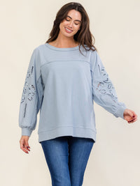 WOMEN'S LONG SLEEVE EYELET DETAILED PULLOVER SWEATER