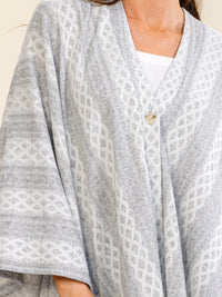 WOMEN'S LONG SLEEVE BUTTON CLOSURE COLORBLOCK PONCHO