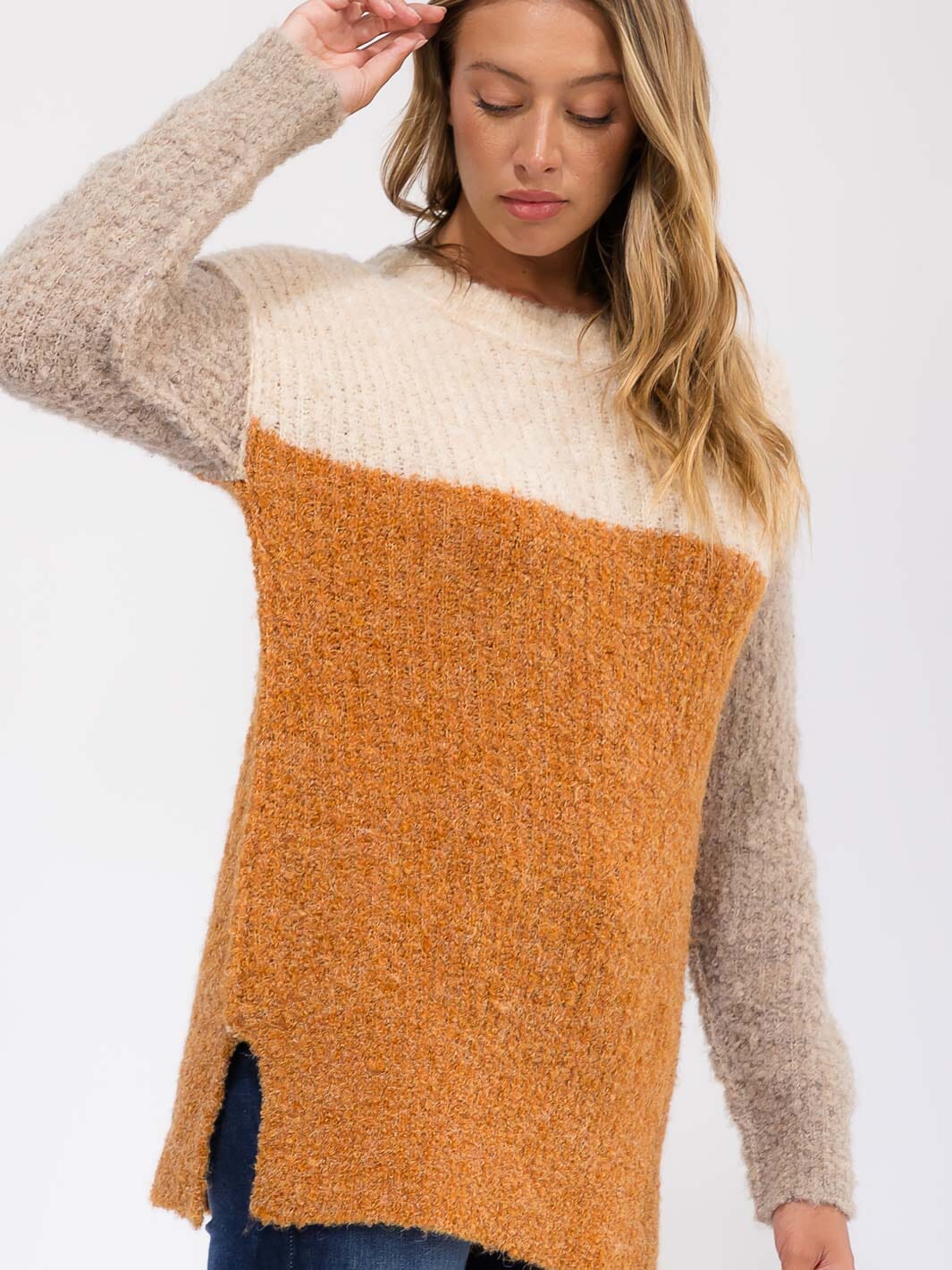 WOMEN'S LONG SLEEVE KNIT COLORBLOCK PULLOVER SWEATER