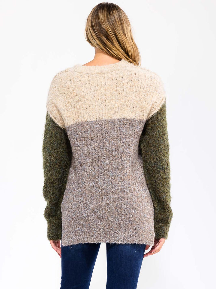 WOMEN'S LONG SLEEVE KNIT COLORBLOCK PULLOVER SWEATER