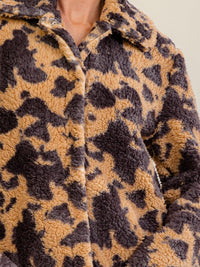WOMEN'S LONG SLEEVE BUTTON UP FRONT PPOCKETS ANIMAL PRINT SHERPA JACKET
