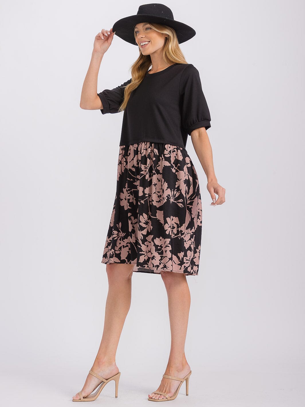 WOMEN'S SHORT SLEEVE CONTRAST FRONT POCKETS COLORBLOCK FLORAL MINI DRESS