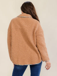 WOMEN'S LONG SLEEVE BUTTON CLOSURE FRONT POCKET FLORAL SHERPA JACKET