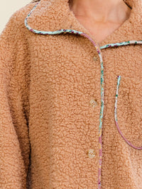 WOMEN'S LONG SLEEVE BUTTON CLOSURE FRONT POCKET FLORAL SHERPA JACKET