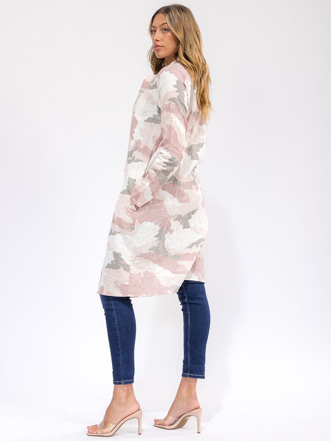 WOMEN'S LONG SLEEVE BUTTON CLOSURE FRONT POCKETS CAMO PRINT COAT