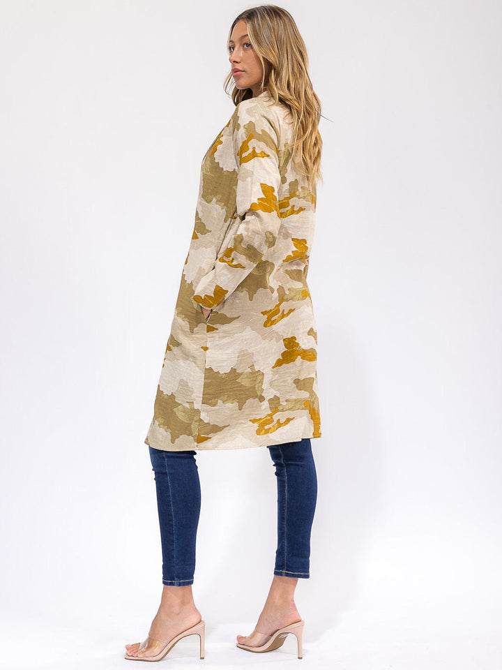 WOMEN'S LONG SLEEVE BUTTON CLOSURE FRONT POCKETS CAMO PRINT COAT