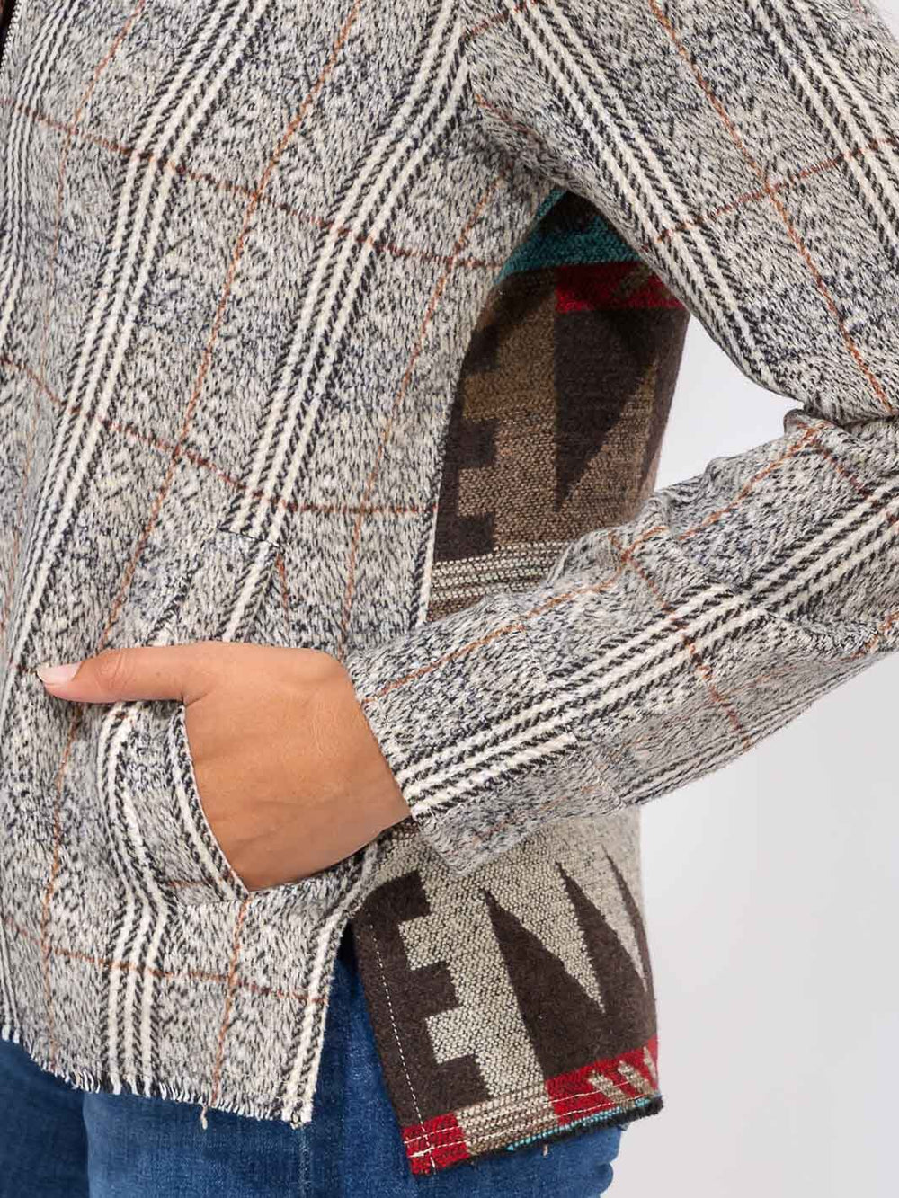 WOMEN'S LONG SLEEVE ZIPPER CLOSURE FRONT POCKETS BACK PRINT BLAZER