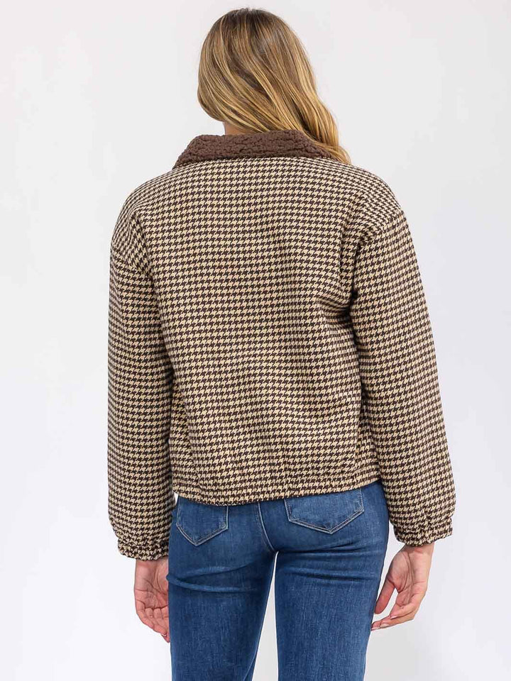 WOMEN'S LONG SLEEVE ZIPPER CLOSURE SHERPA PLAID JACKET