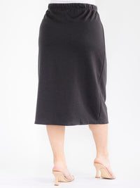 PLUS SIZE ELASTIC WAIST SOLID MIDI SKIRT