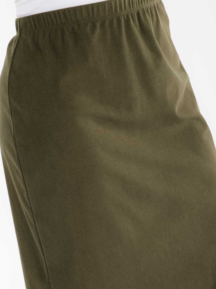 PLUS SIZE ELASTIC WAIST CORDUROY MIDI SKIRT