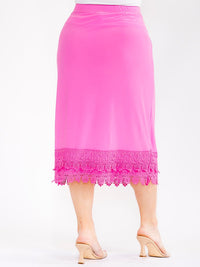 PLUS SIZE ELASTIC WAIST CROCHET BOTTOM HEM MIDI SKIRT
