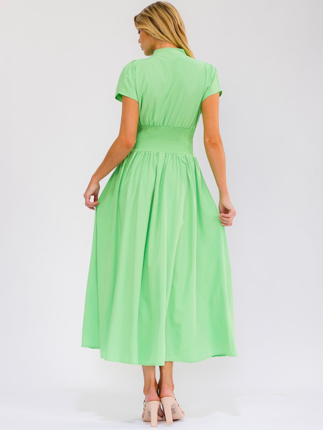 WOMEN'S SHORT SLEEVE BUTTON UP V-NECK SMOCK WAIST MAXI DRESS