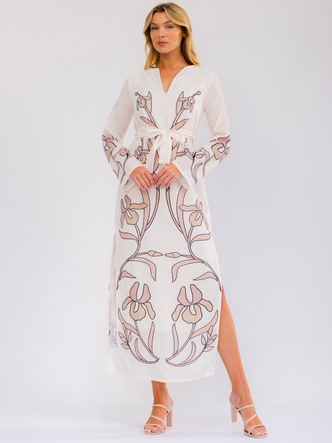 WOMEN'S LONG SLEEVE V-NECK SELF TIE SIDE SLIT MULTI PRINT MAXI DRESS