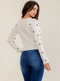 WOMEN'S LONG SLEEVE POM POM RIBBED TOP
