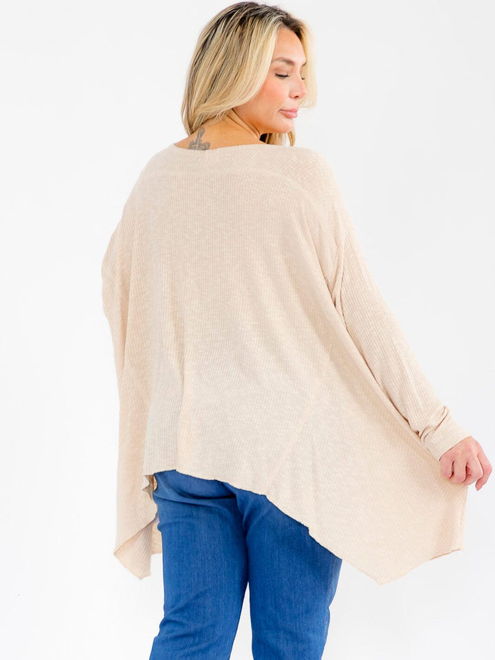 PLUS SIZE LONG SLEEVE HIGH-LOW OVERSIZED TOP