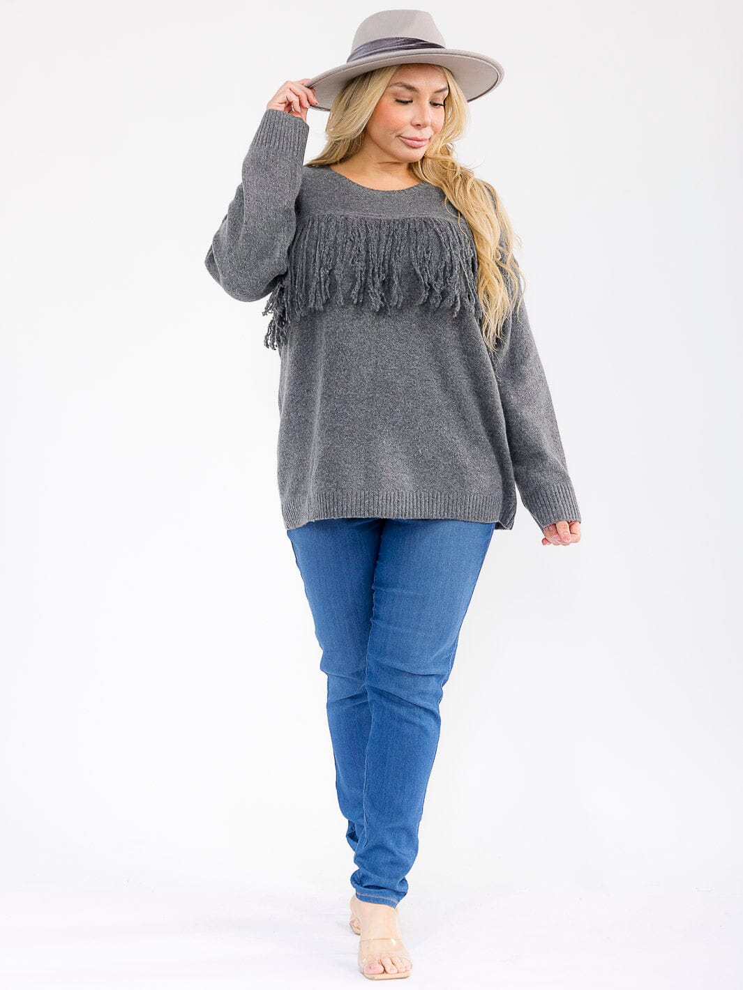 PLUS SIZE LONG SLEEVE FRINGE DETAILED PULLOVER SWEATER