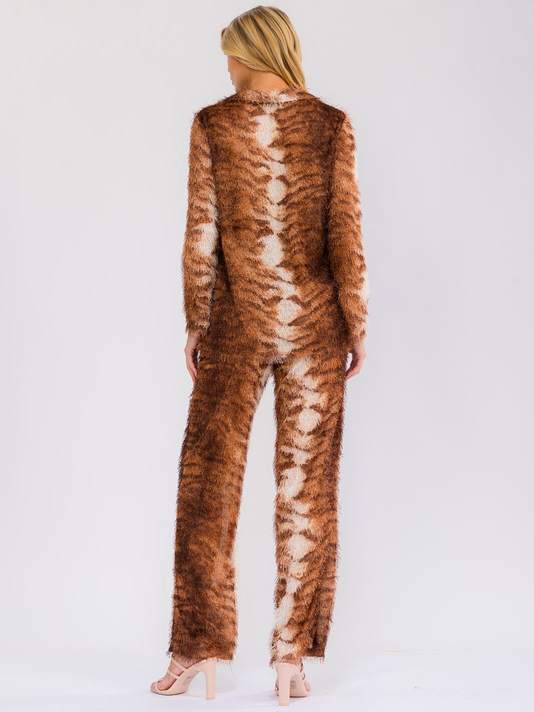 WOMEN'S LONG SLEEVE BUTTON CLOSURE TOP & ELASTIC WAIST STRAIGHT LEG PANTS ANIMAL PRINT 2PC. SET