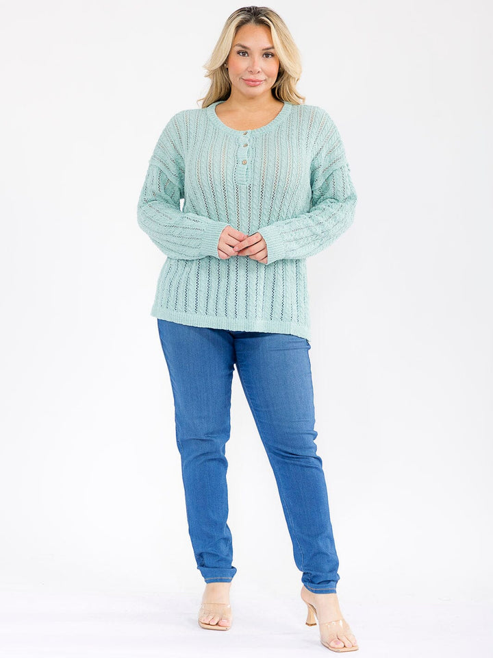 PLUS SIZE LONG SLEEVE BUTTON UP KNIT TOP