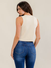 WOMEN'S SLEEVELESS BUTTON UP RIBBED BLOUSE