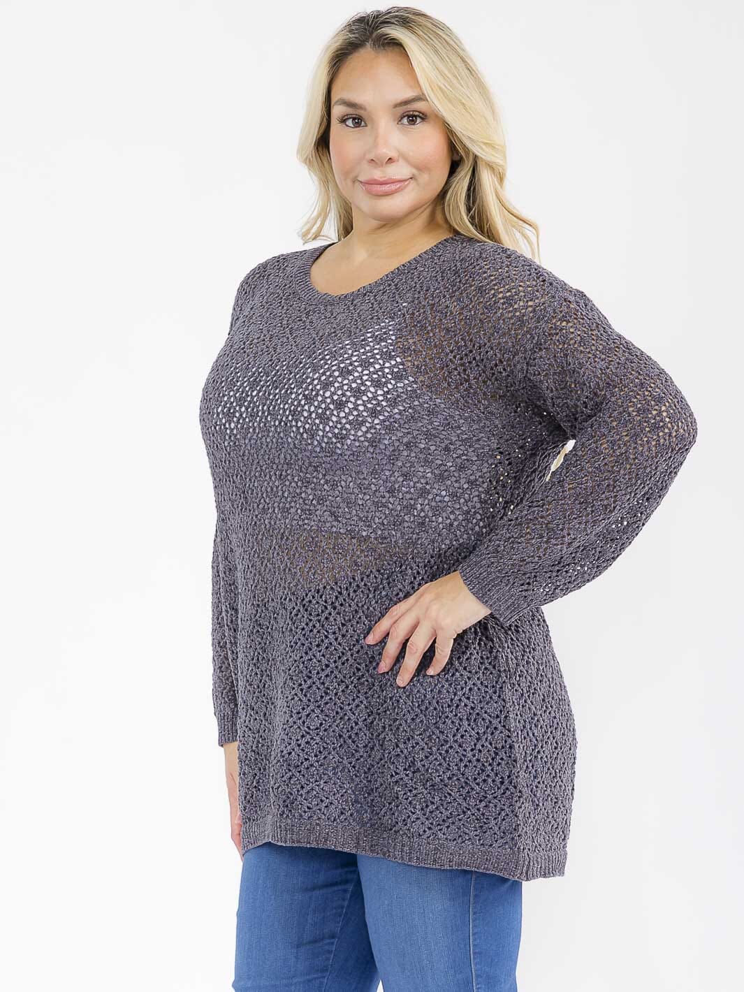PLUS SIZE LONG SLEEVE KNIT TOP