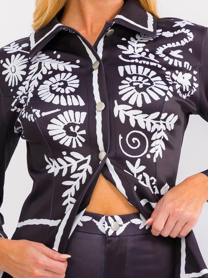 WOMEN'S LONG SLEEVE BUTTON UP TOP & ELASTIC WAIST BELL LEG PANTS MULTI PRINT 2PC. SET