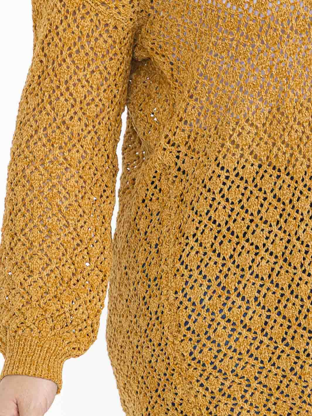 PLUS SIZE LONG SLEEVE KNIT TOP